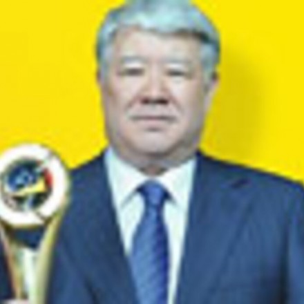 Мэр Алматы приветствует финал