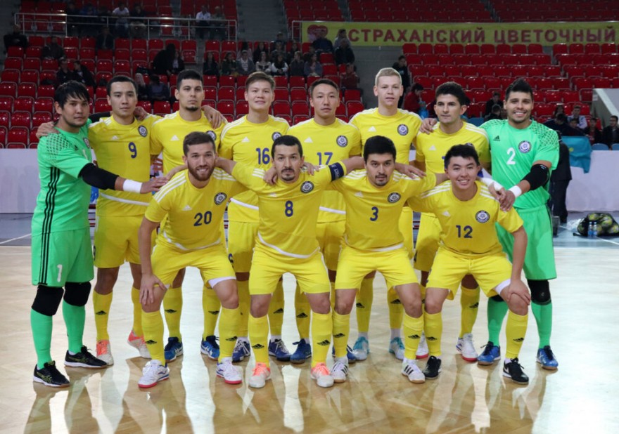 Казахстан крупно обыграл Азербайджан на Кубке Каспия