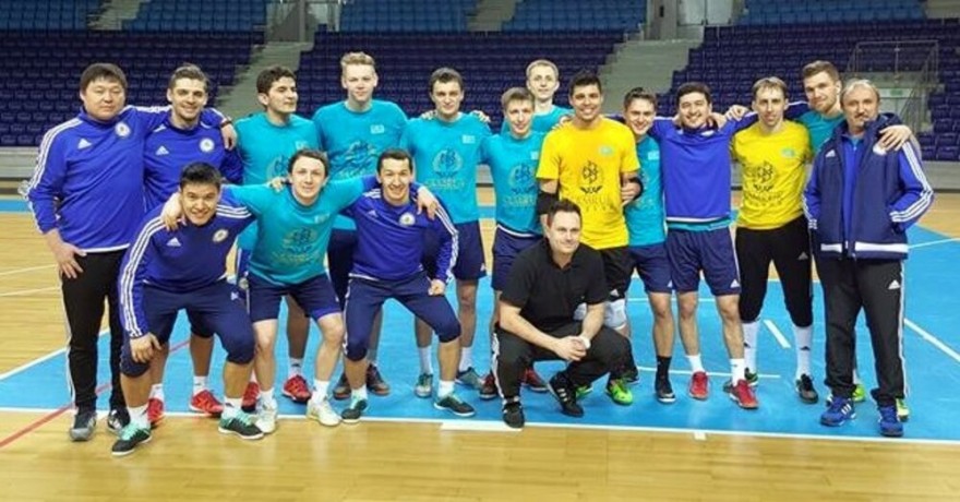 Сборная Казахстана прибыла в Польшу Сборная Казахстана прибыла в Польшу