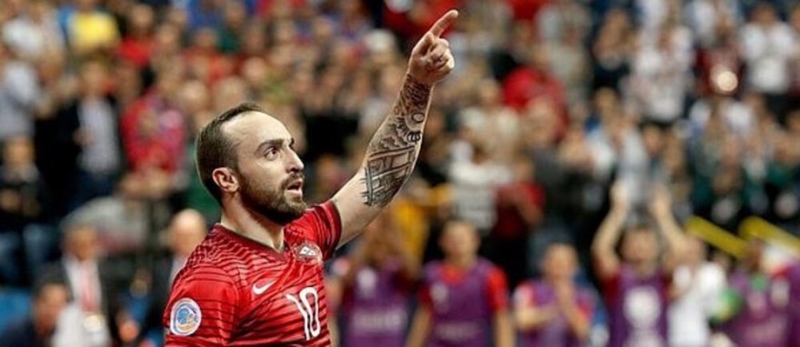 «Национал» предложил миллион евро за Рикардинью «Национал» предложил миллион евро за Рикардинью