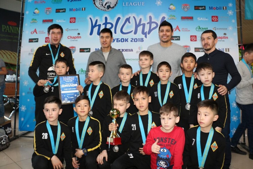 Кайратовцы наградили победителей PFL Junior Кайратовцы наградили победителей PFL Junior