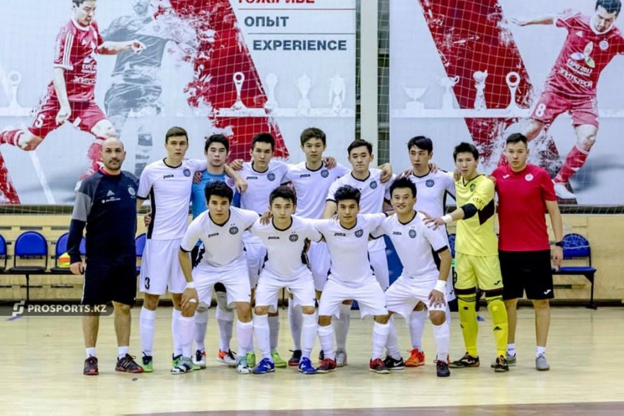 «Кайрат» U-18 в полуфинале Кубка Алматы по футзалу «Кайрат» U-18 в полуфинале Кубка Алматы по футзалу