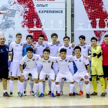 «Кайрат» U-18 в полуфинале Кубка Алматы по футзалу