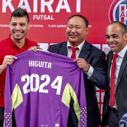 Игита продлил контракт с АФК «Кайрат» до 2024 года!