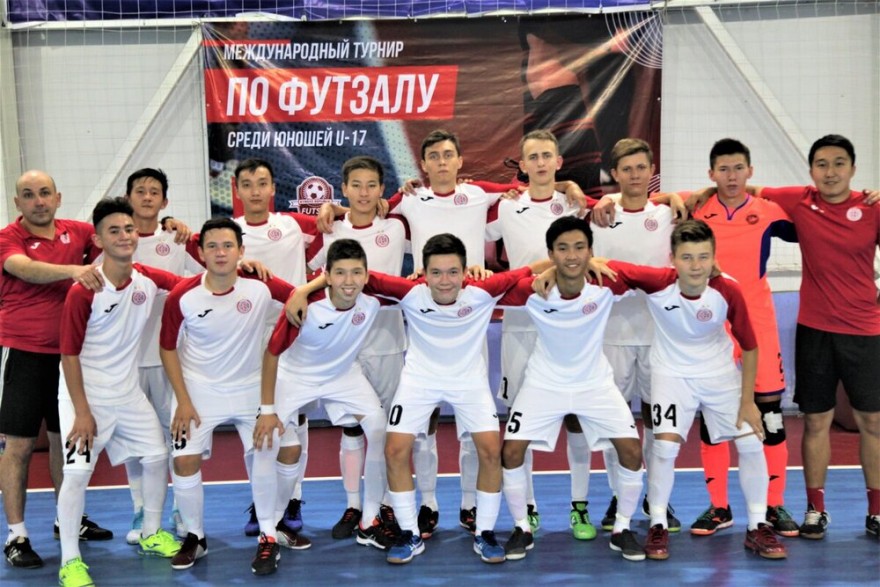 Команда АФК «Кайрат» U-17 отправилась в Бишкек