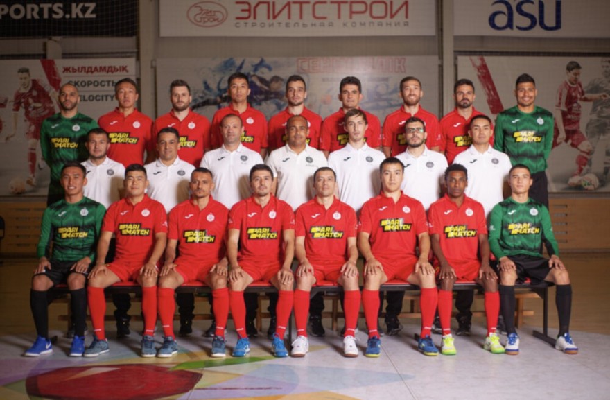 Официальное командное фото АФК «Кайрат» сезона 2020/21