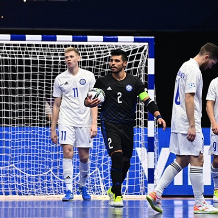 «Это очень болезненно». Игита прокомментировал поражение сборной Казахстана в 1/4 финала Евро-2022 по футзалу